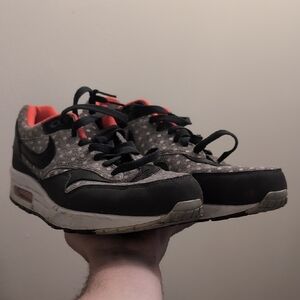 Nike Air Max "Polka-dot" Pattern